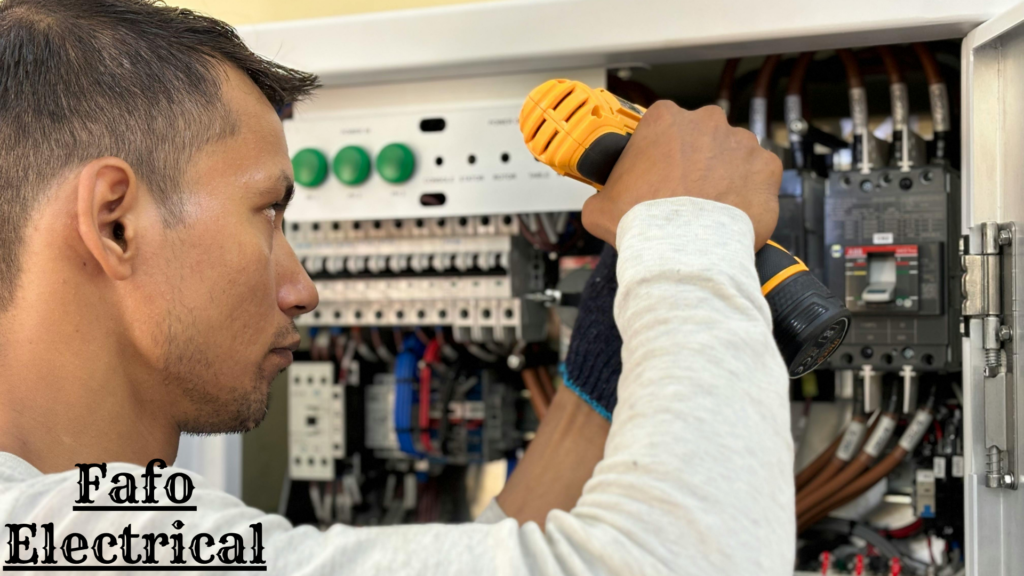 How Much Does An Electrician Charge For An Emergency Service Call?
